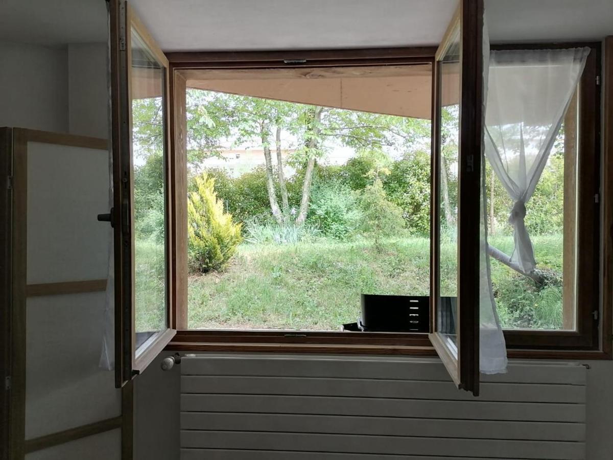 Le Nid Du Chat Noir - Maison Alveole Bed And Books Sciez Exterior photo